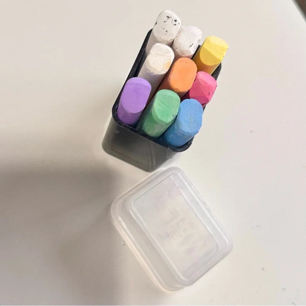 IKEA Mala Colorful Chalks Arts & Crafts Chalk Set w Case